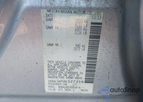 2013 Nissan Altima 2.5 S z USA, uszkodzony, nr VIN 1N4AL3AP5DN527359